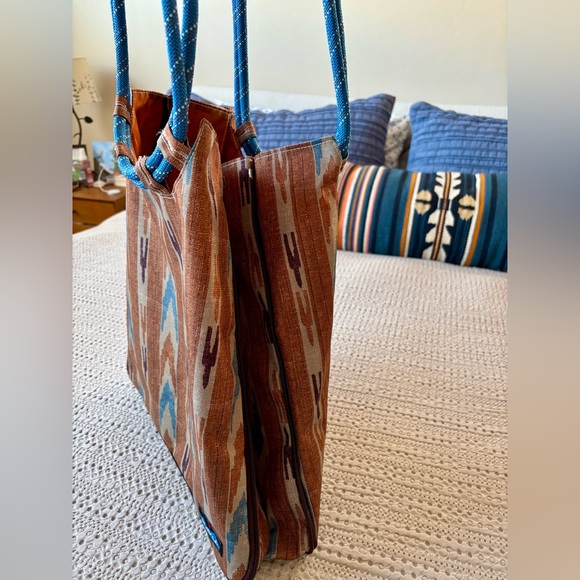 Kavu Market Tote - Picture 3 of 10